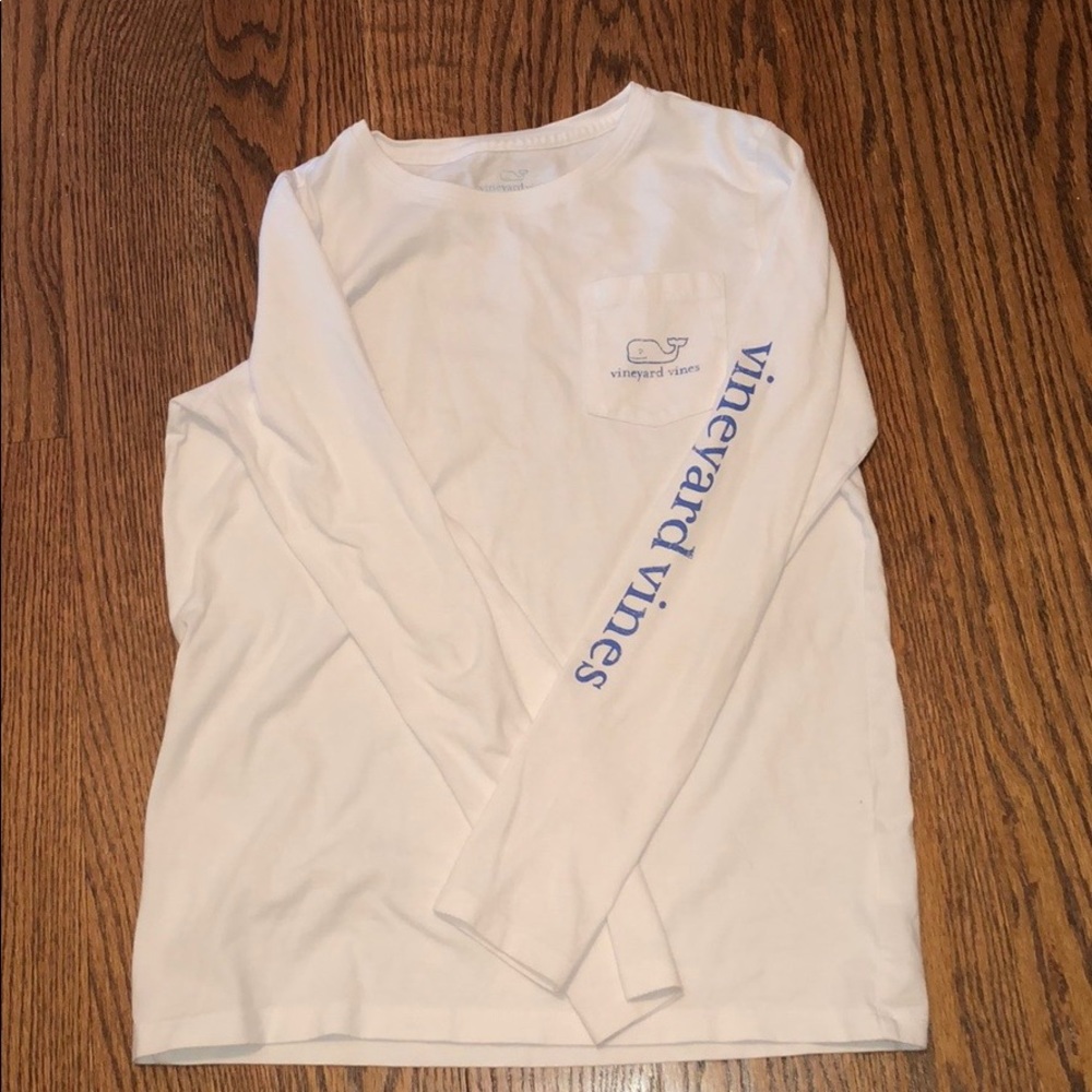 Vineyard Vines Girl’s White Longsleeve w Blue Logo